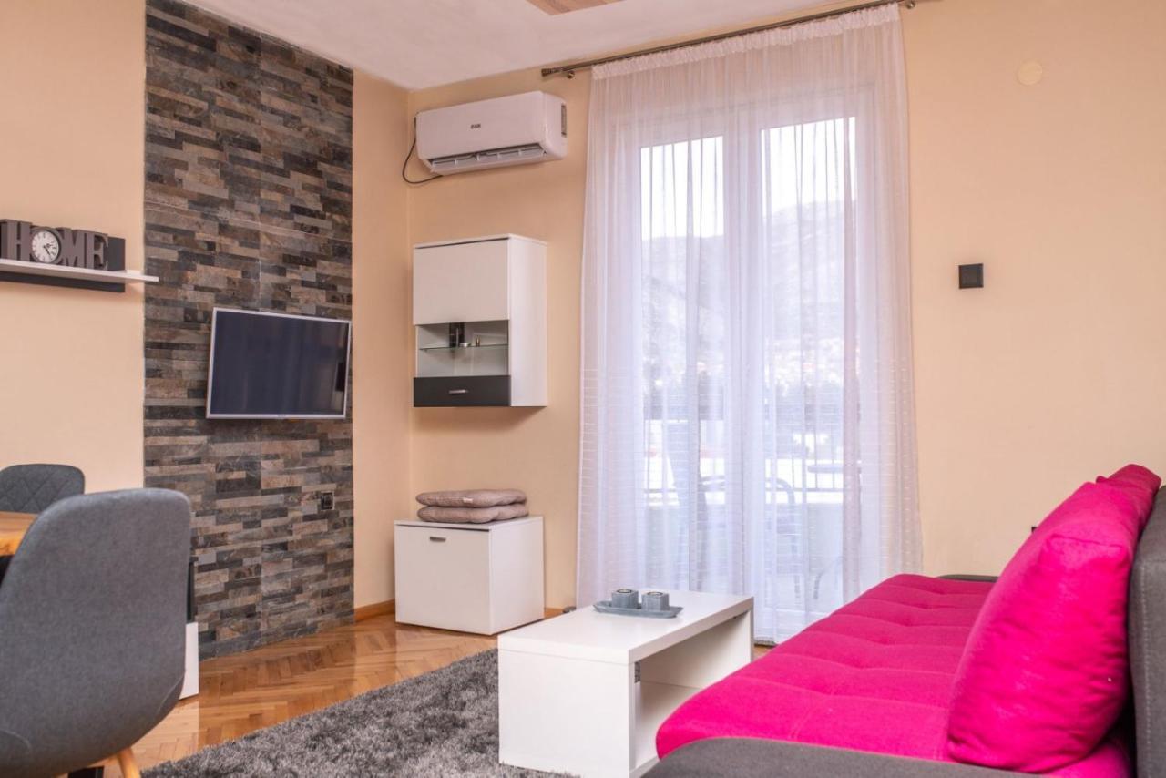 Apartman Jelena Anzujska Appartement Trebinje Buitenkant foto